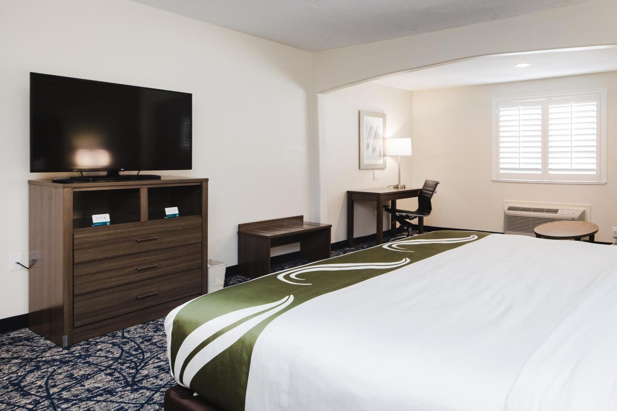 Quality Suites Houston Hobby Airport Esterno foto