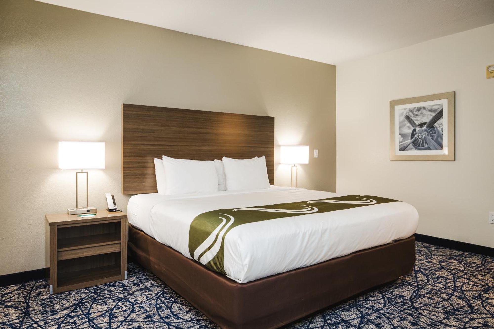 Quality Suites Houston Hobby Airport Esterno foto
